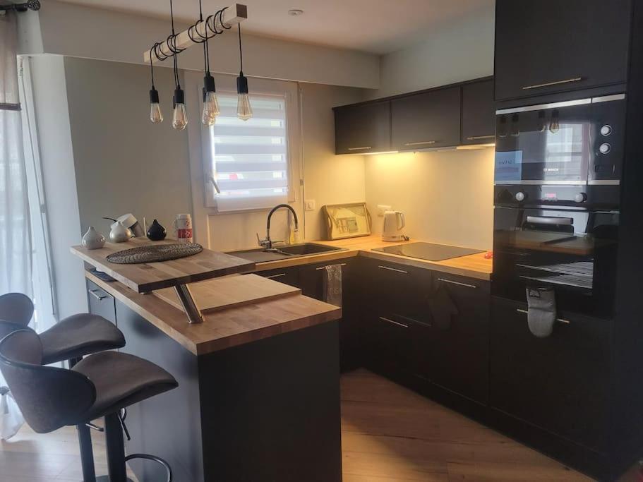 Magnifique T2 Meuble Au Pied Du Port Apartment กัปเบรอตง ภายนอก รูปภาพ